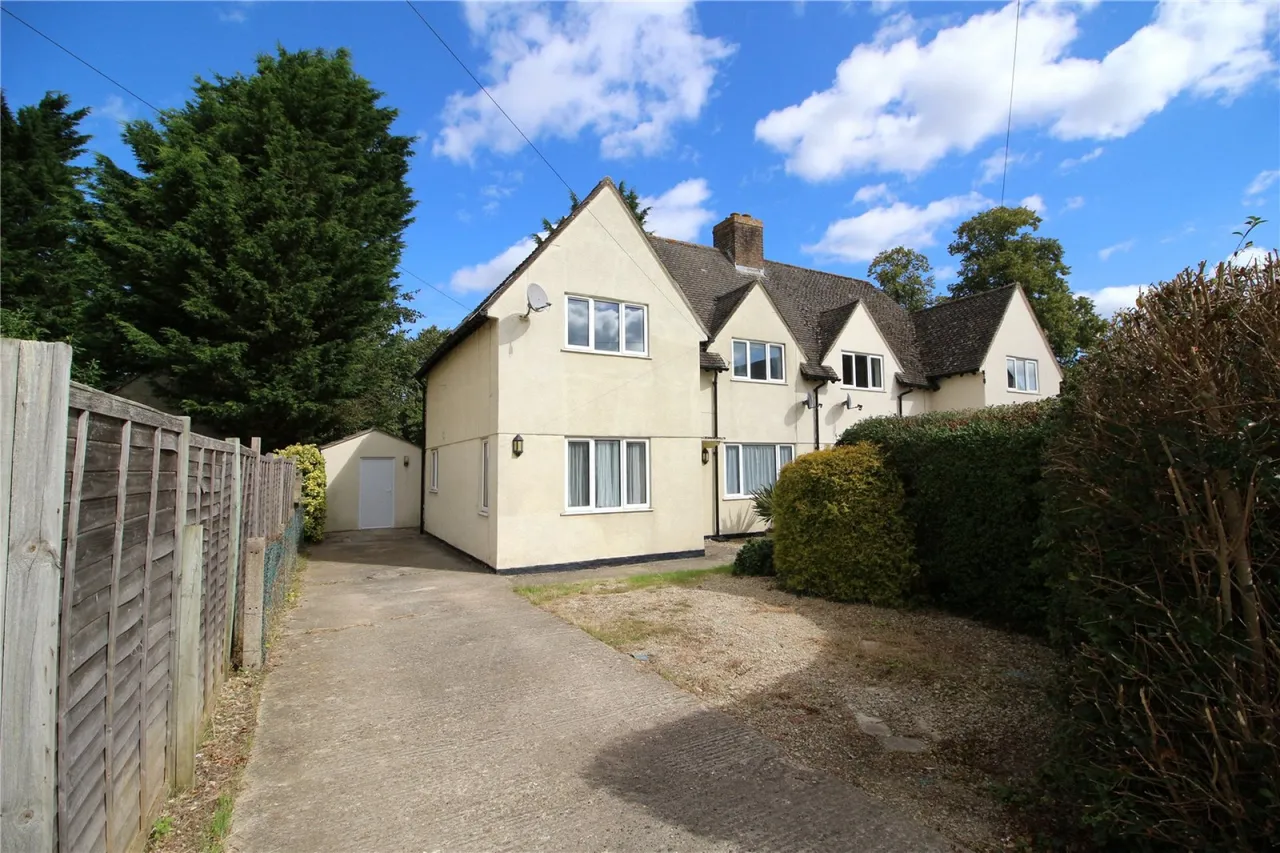 4 bed house to rent, Bathurst Road, Cirencester, GL7