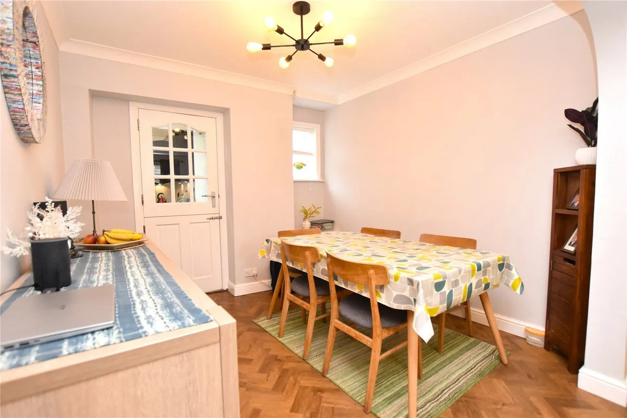 Moorland Drive, Guiseley, LS20, photo 4