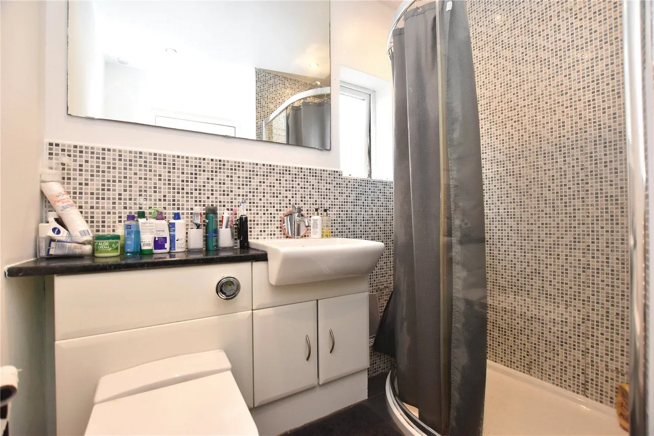 Moorland Drive, Guiseley, LS20, photo 7