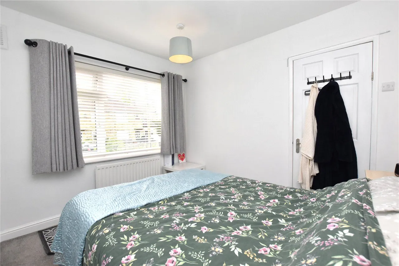 Moorland Drive, Guiseley, LS20, photo 15