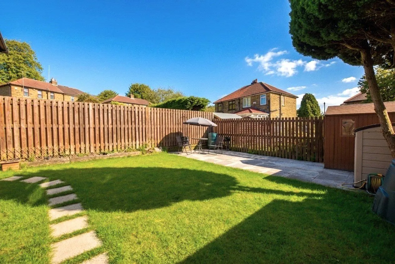 Moorland Drive, Guiseley, LS20, photo 11