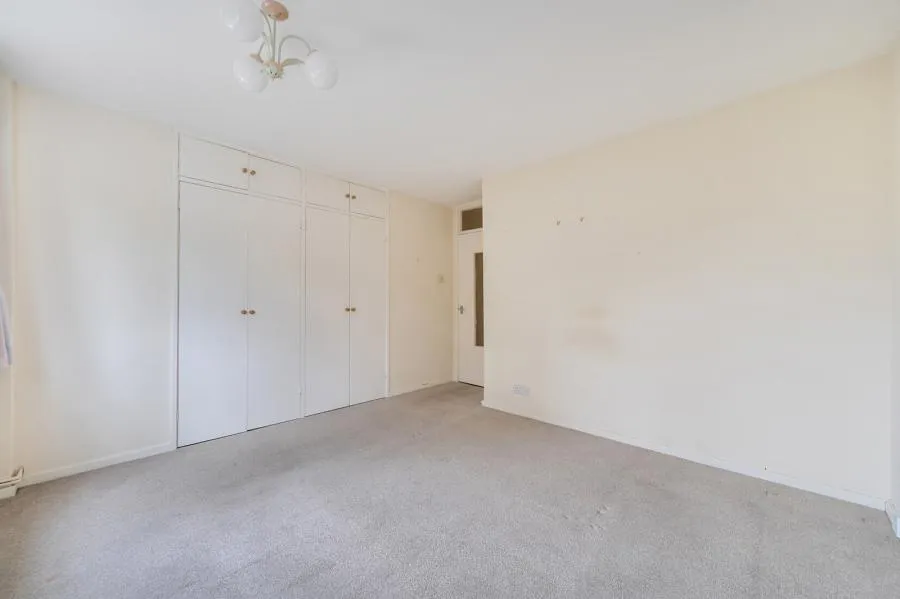 Guildford Road, Woking, GU22, photo 9