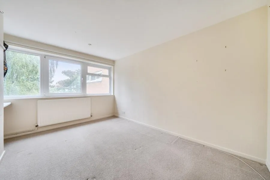 Guildford Road, Woking, GU22, photo 10