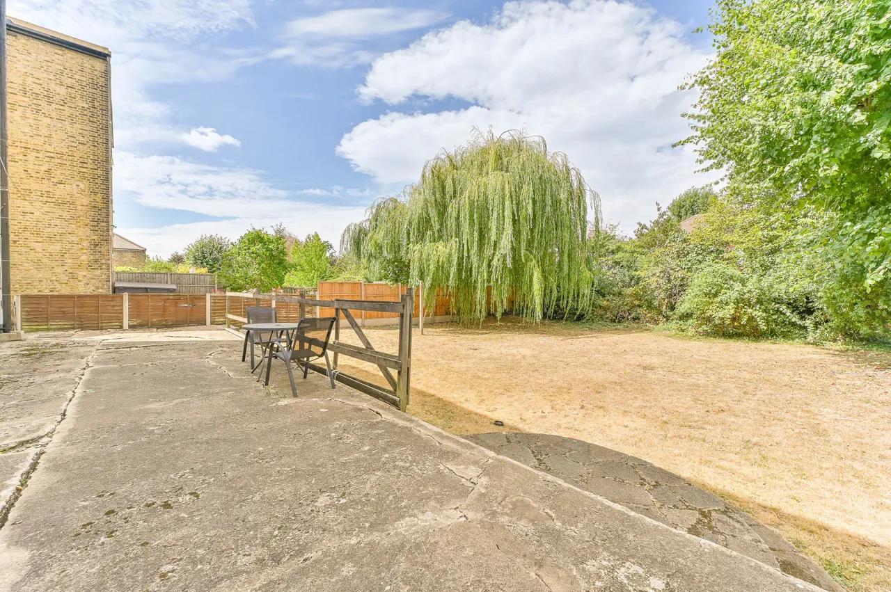 2 Monica Court, 44 Lewin Road, London, photo 11