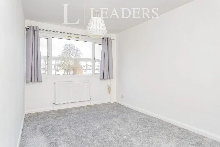 Lumsden Road, Southsea, PO4, photo 7