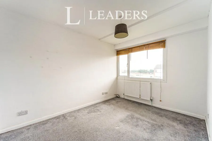 Lumsden Road, Southsea, PO4, photo 19