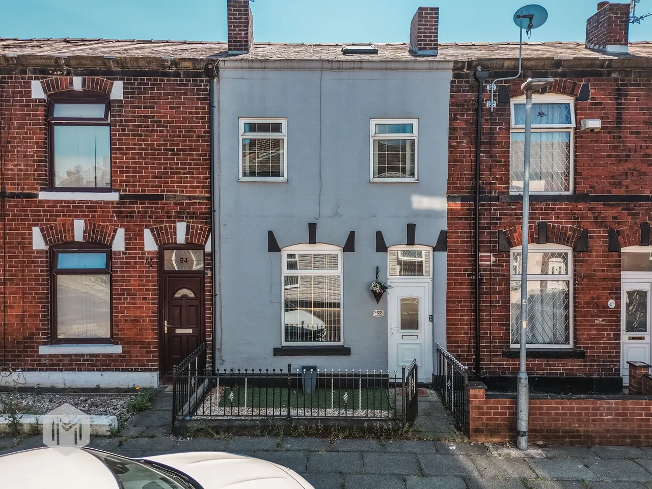 2 bed house for sale — Brookshaw Street, Bury, BL9 6EB