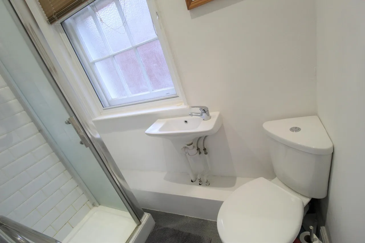 Butchers Row, Banbury, OX16, photo 7