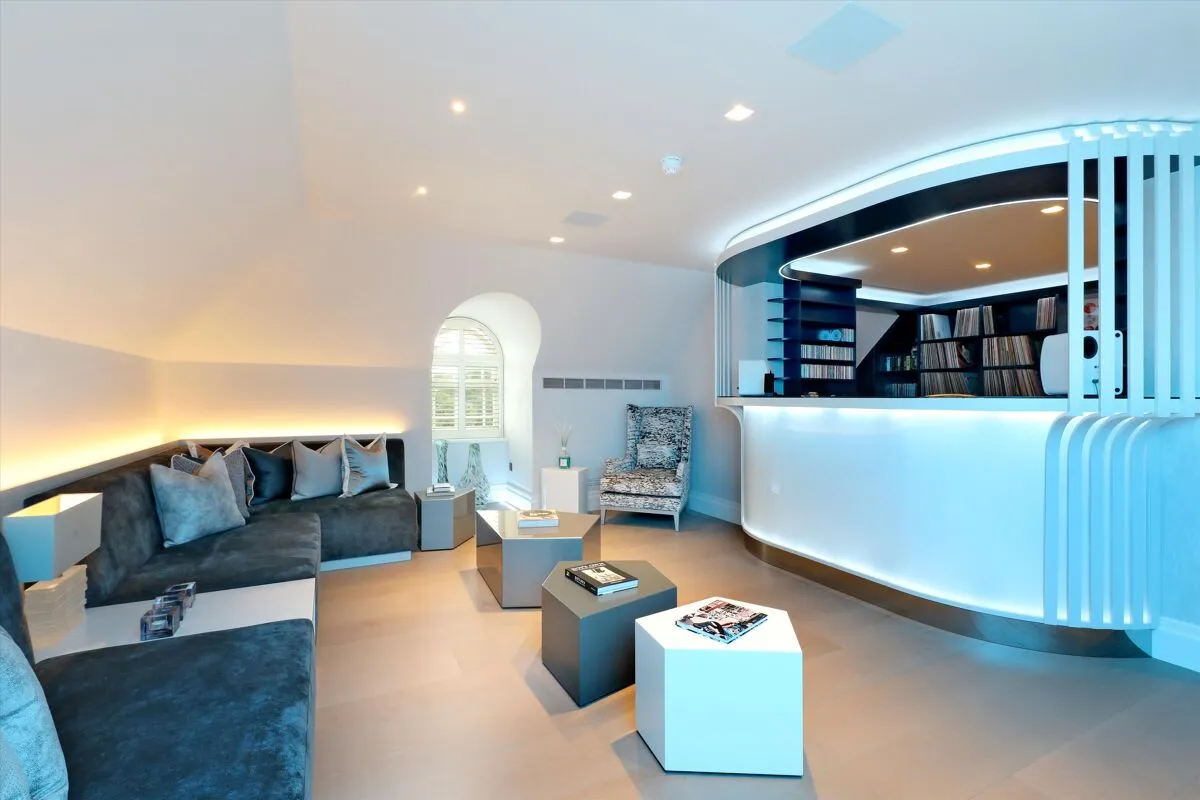 Spicers Field, Oxshott, KT22, photo 20