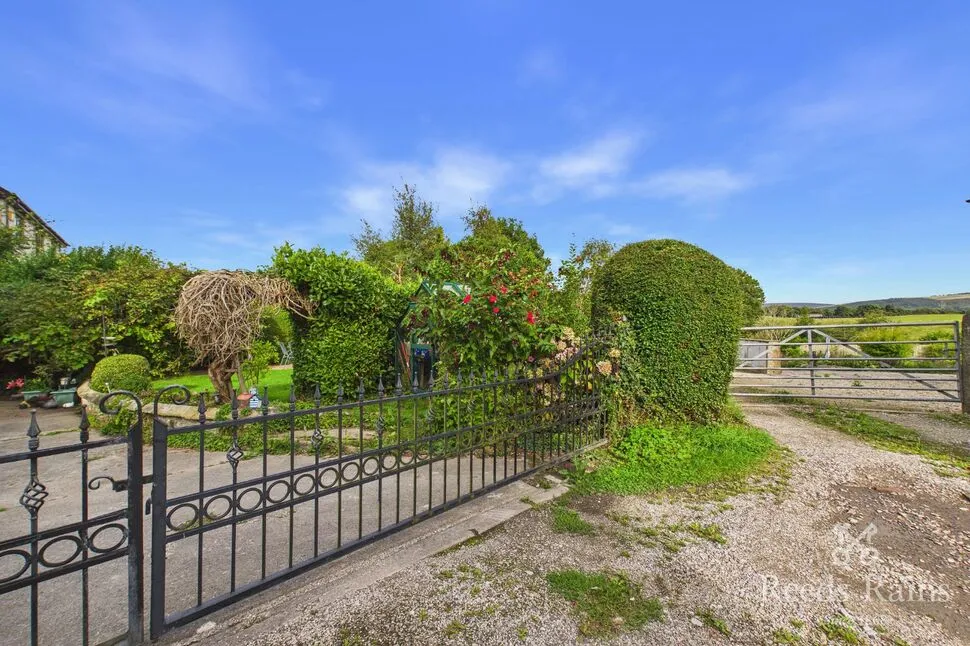Hollins Lane, Forton, Lancashire, PR3, photo 3