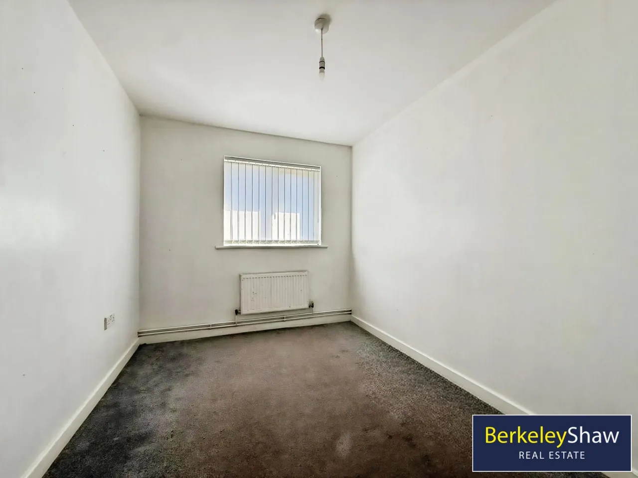 Francine Close, Liverpool, L3, photo 6