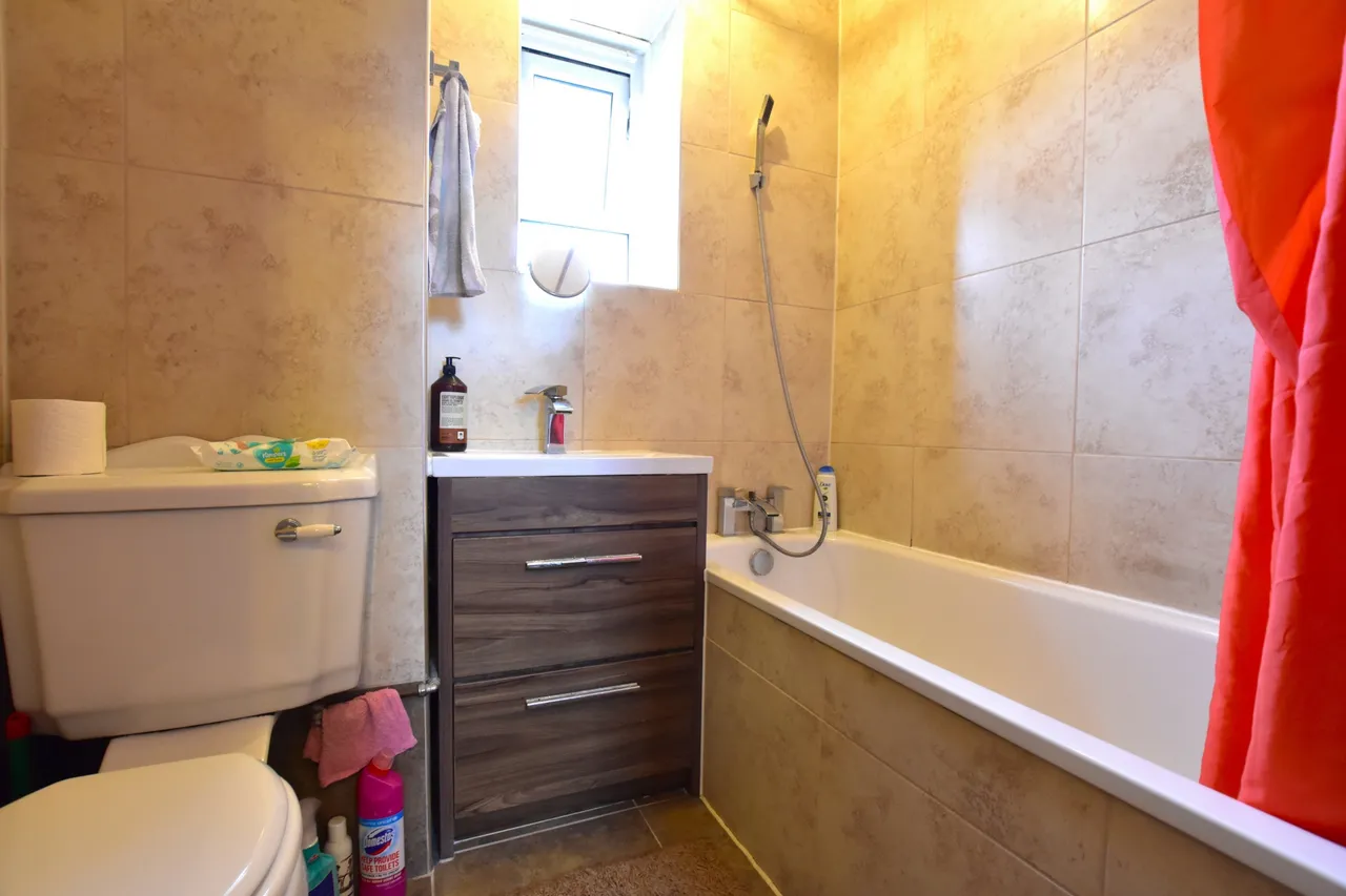 Alderwood Road, Eltham, SE9 2LQ, photo 7