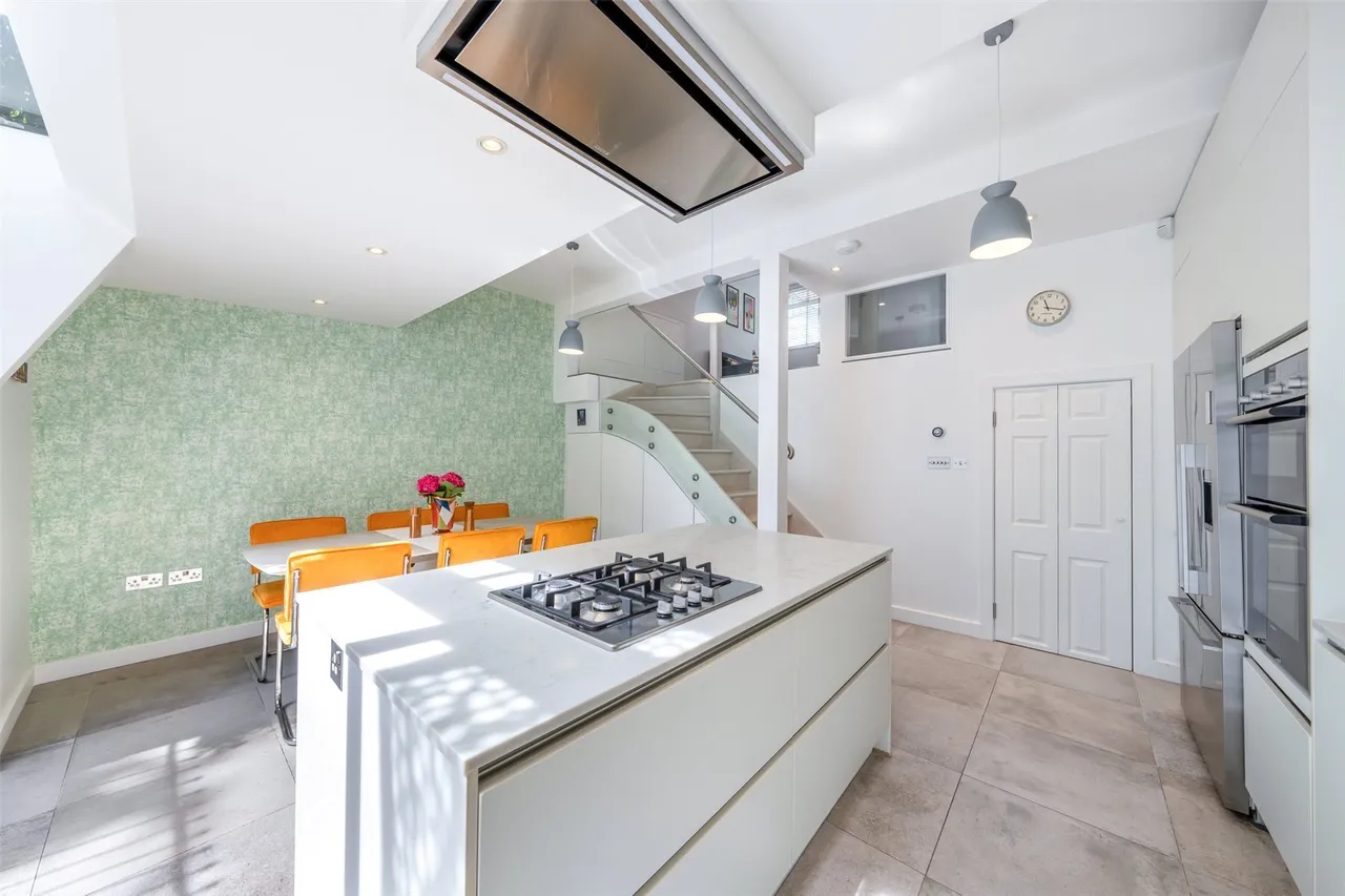 5 bed house to rent — Antrim Grove, Belsize Park, NW3