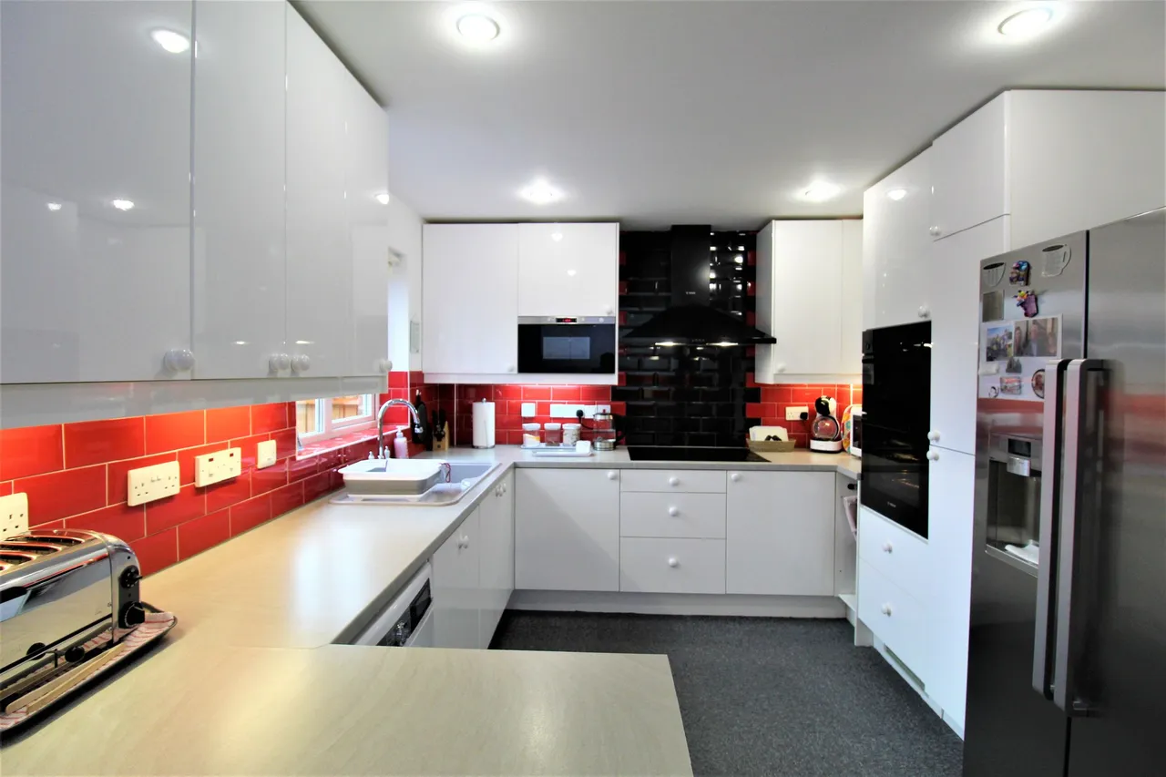 Chester Close, Grays, Essex, RM16 6ET, photo 8