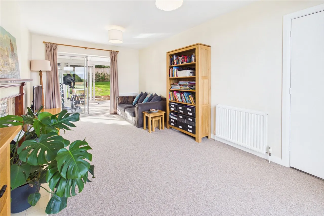 Shepherds Mount, Compton, RG20, photo 17