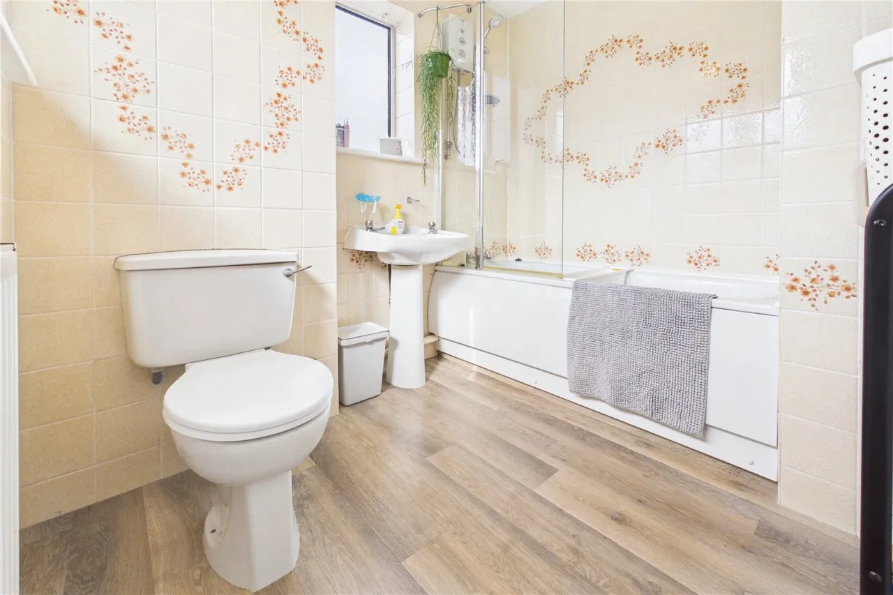 Shepherds Mount, Compton, RG20, photo 13