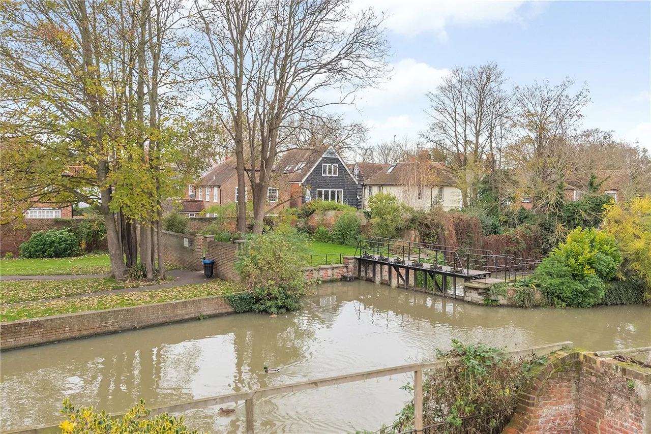 Blackfriars Street, Canterbury, Kent, CT1, photo 6
