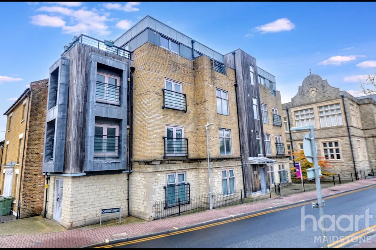 1 bed flat for sale, Church Street, Maidstone, ME14
