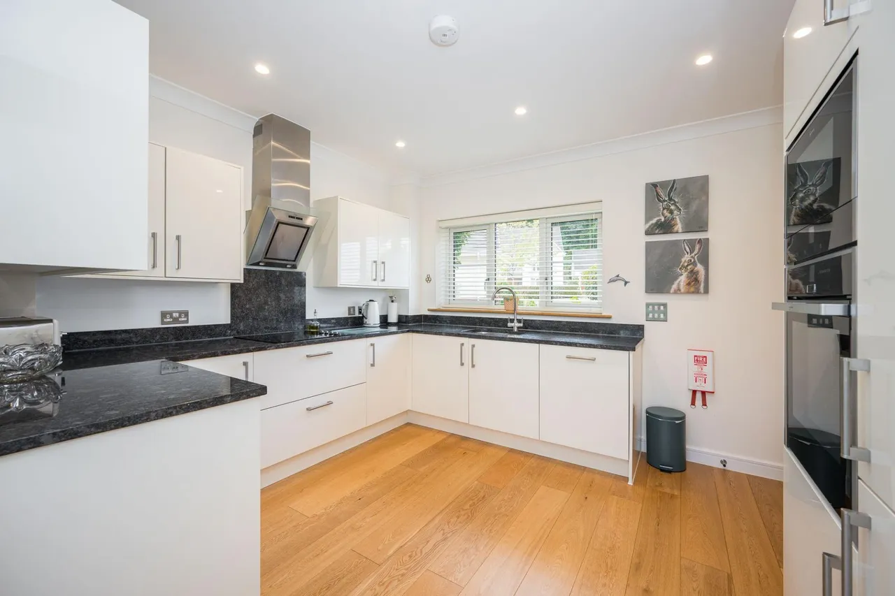 Oak Tree Gardens, West Hill, EX11, photo 6