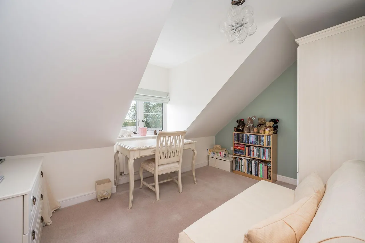 Oak Tree Gardens, West Hill, EX11, photo 14