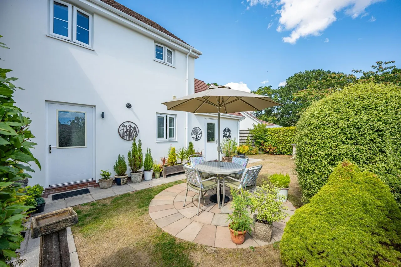 Oak Tree Gardens, West Hill, EX11, photo 25