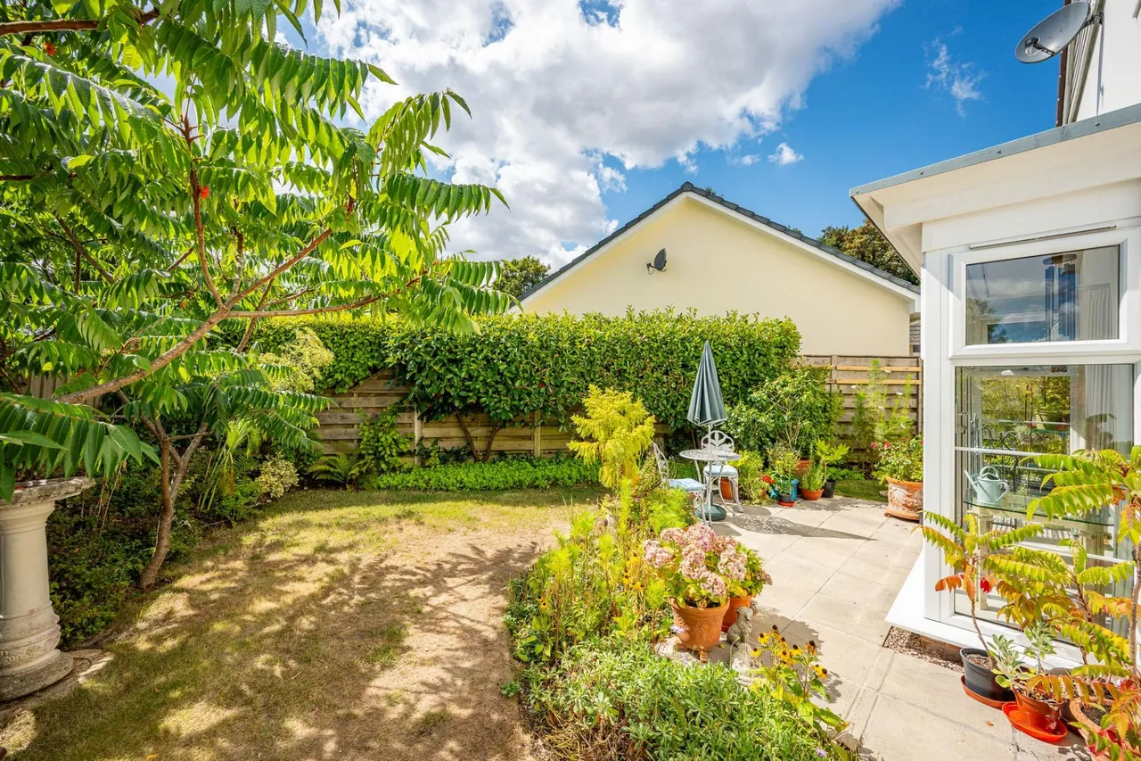 Oak Tree Gardens, West Hill, EX11, photo 23