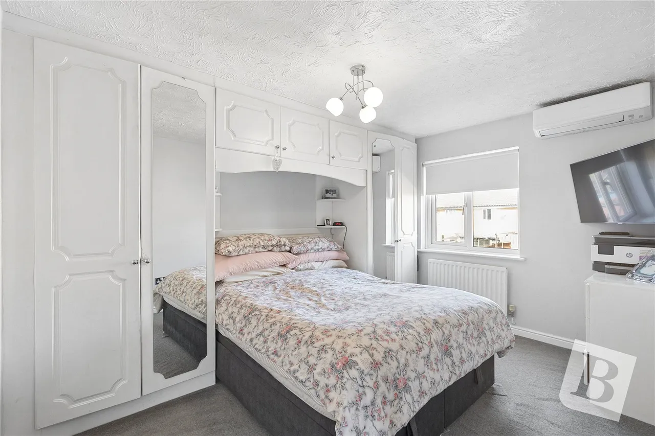 Bluebell Close, Romford, RM7, photo 9