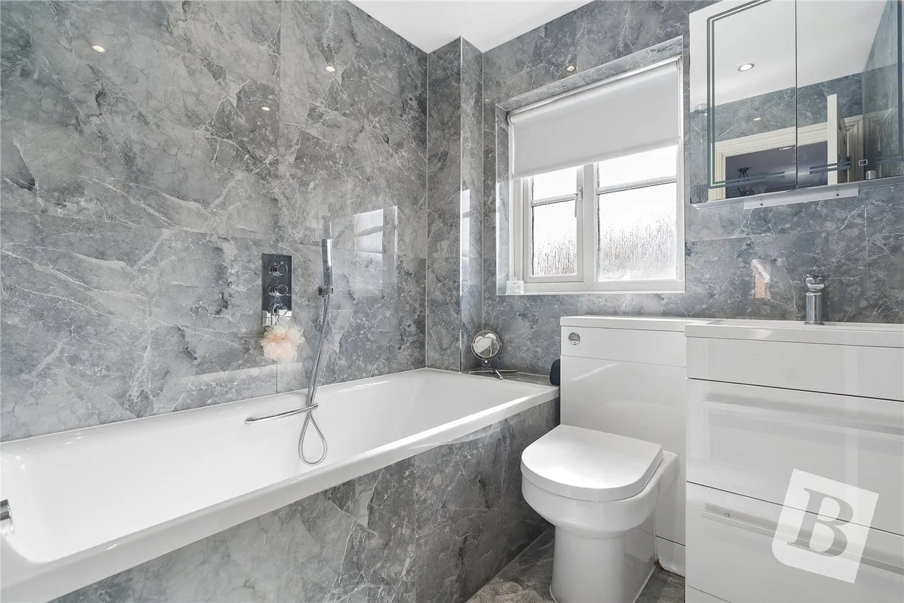 Bluebell Close, Romford, RM7, photo 5