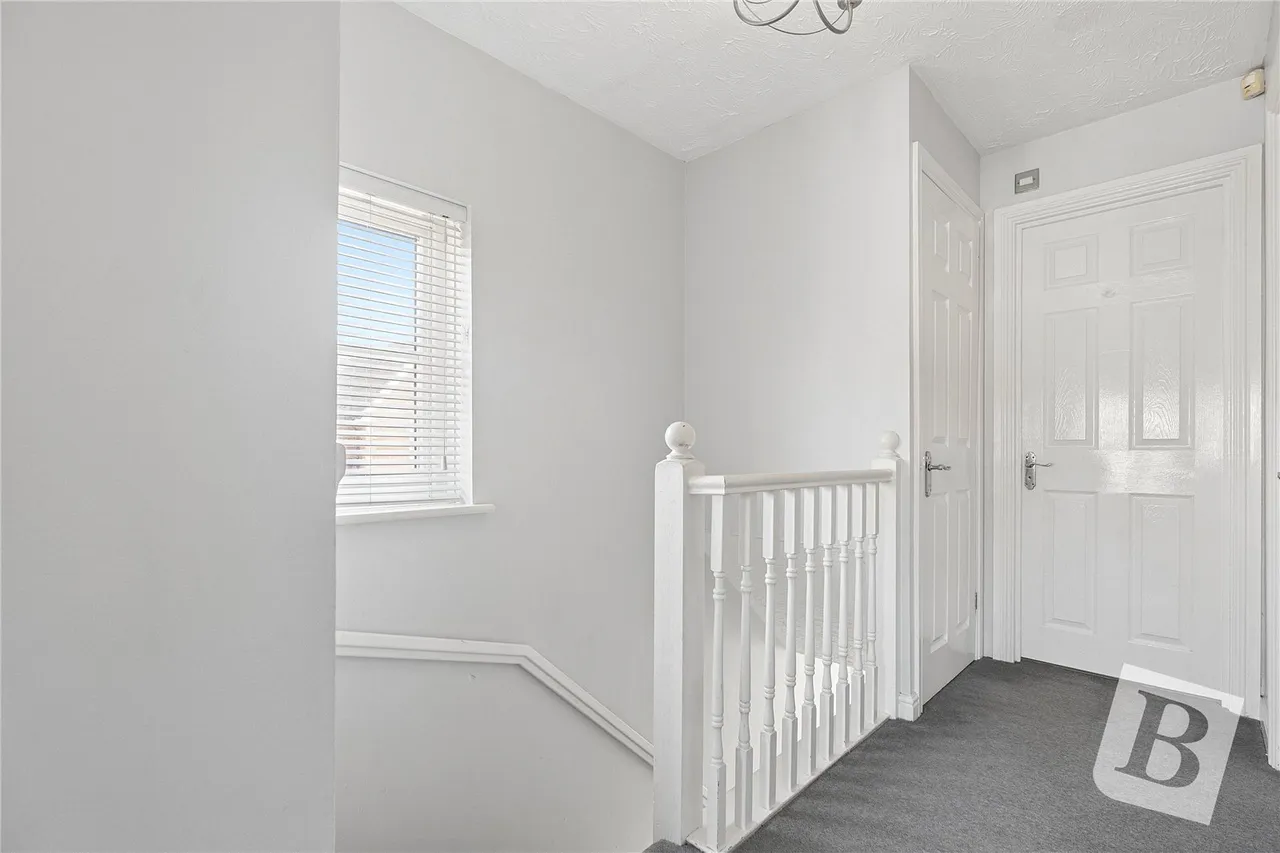 Bluebell Close, Romford, RM7, photo 19