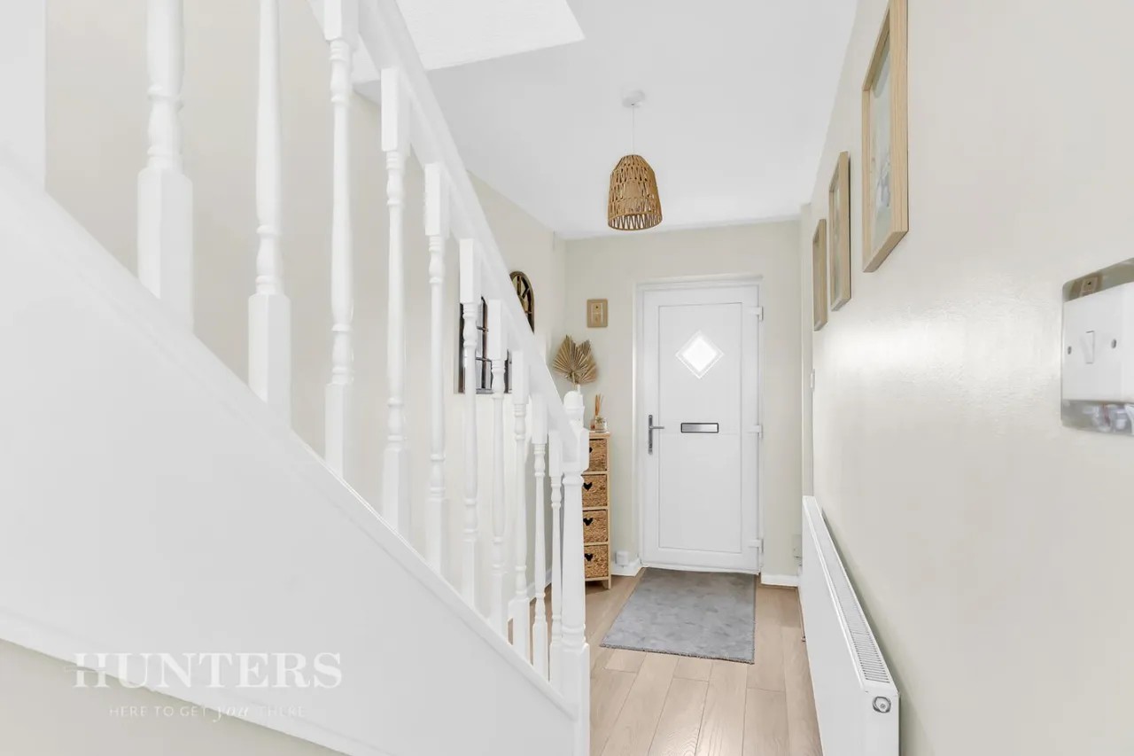 Coupland Close, Moorside, OL4, photo 13
