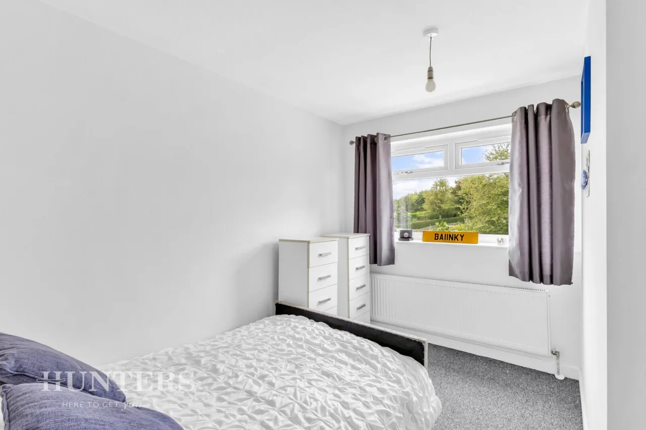 Coupland Close, Moorside, OL4, photo 18