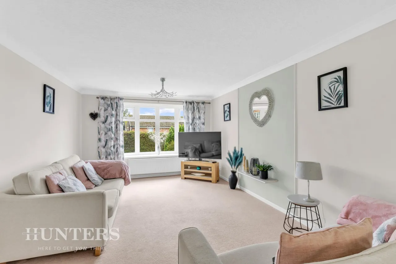 Coupland Close, Moorside, OL4, photo 5