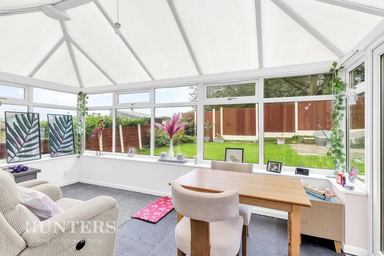 Coupland Close, Moorside, OL4, photo 11