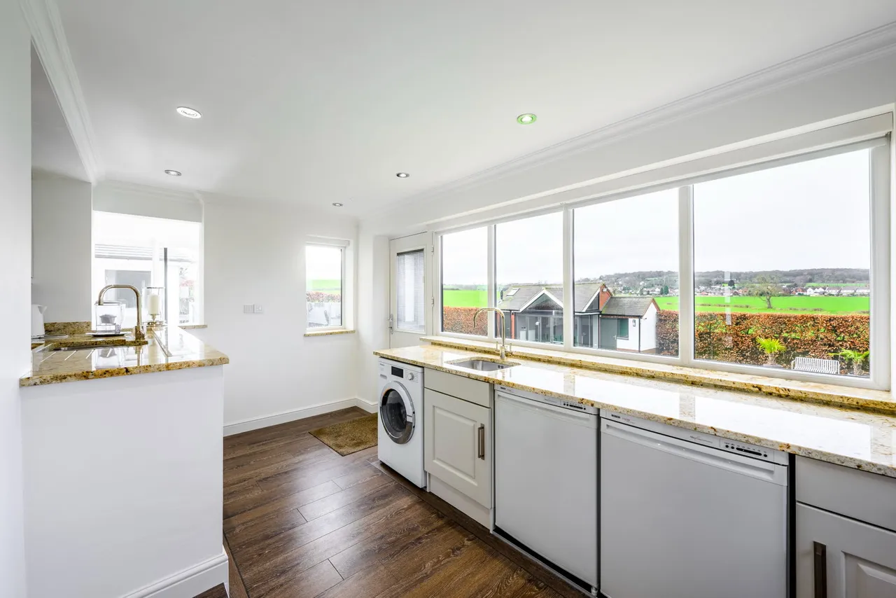 Church Road, Stonnall, WS9, photo 12