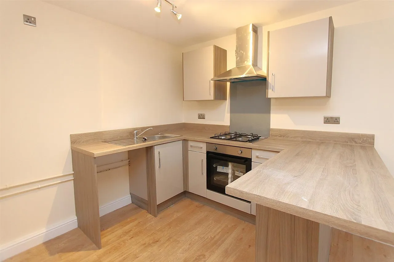 Caledonia, Brierley Hill, photo 5