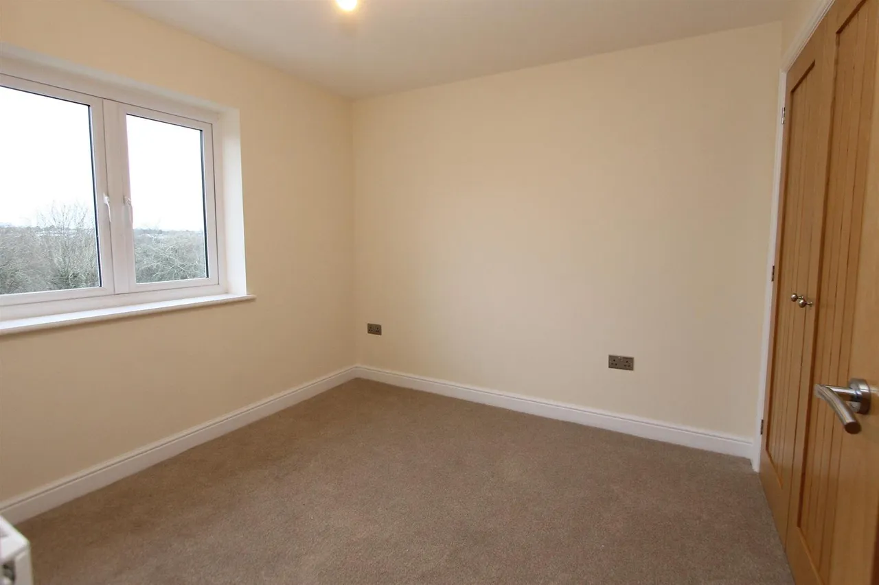 Caledonia, Brierley Hill, photo 4