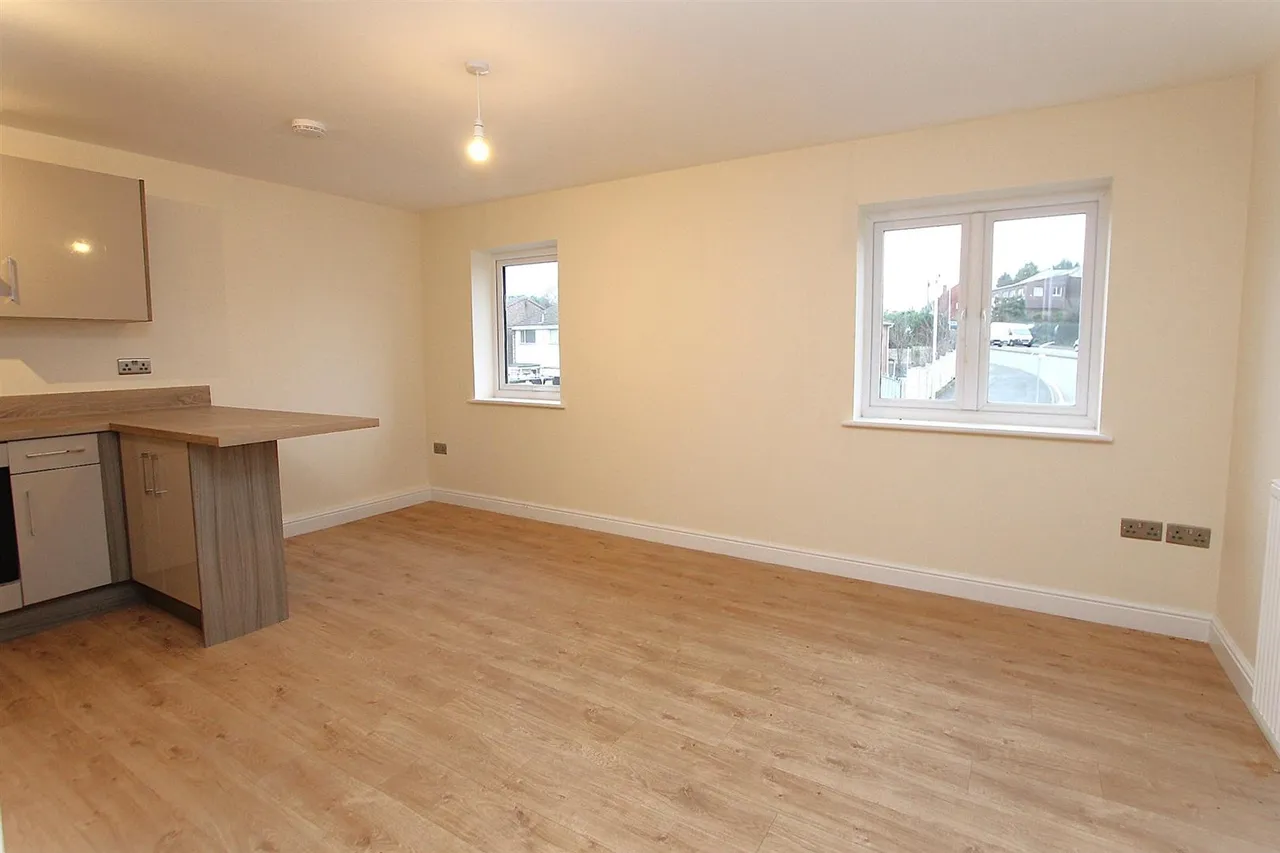 Caledonia, Brierley Hill, photo 7