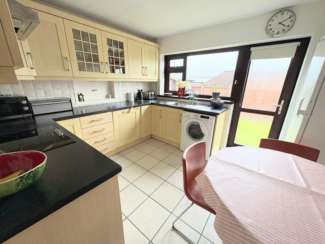 Woodlands Park, Betws, SA18, photo 7