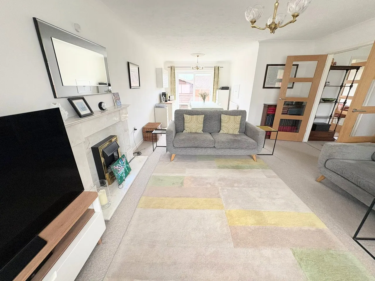Woodlands Park, Betws, SA18, photo 2