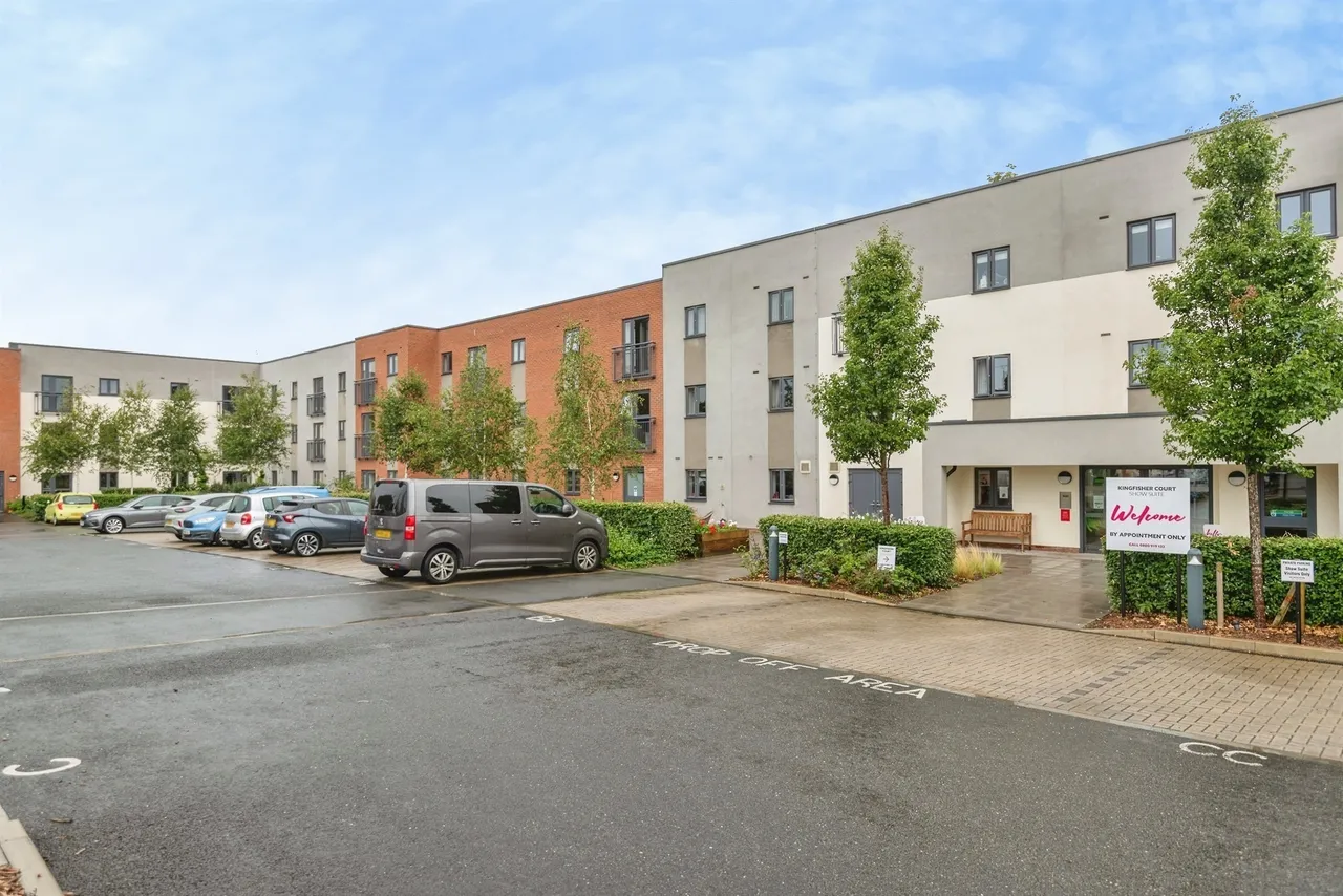 1 bed flat for sale — South Street, Taunton