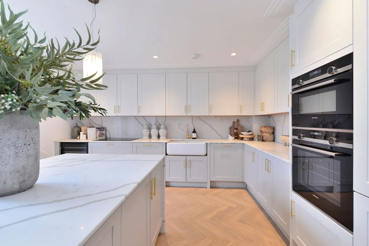 Medland Close, Alfold, GU6, photo 7