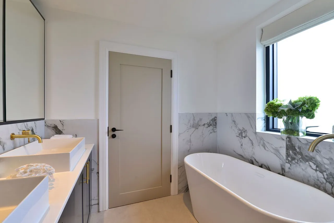 Medland Close, Alfold, GU6, photo 8