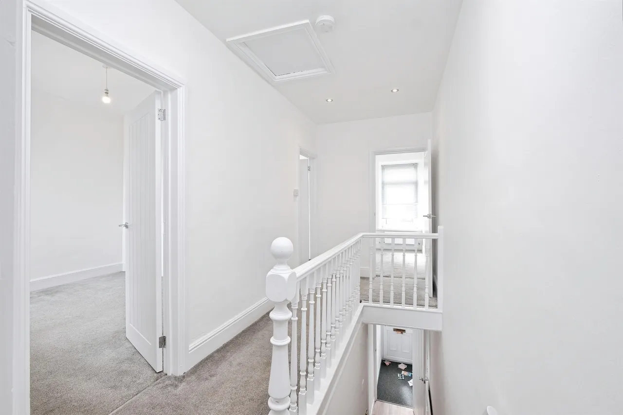 Lanelay Terrace, Pontypridd, CF37, photo 9