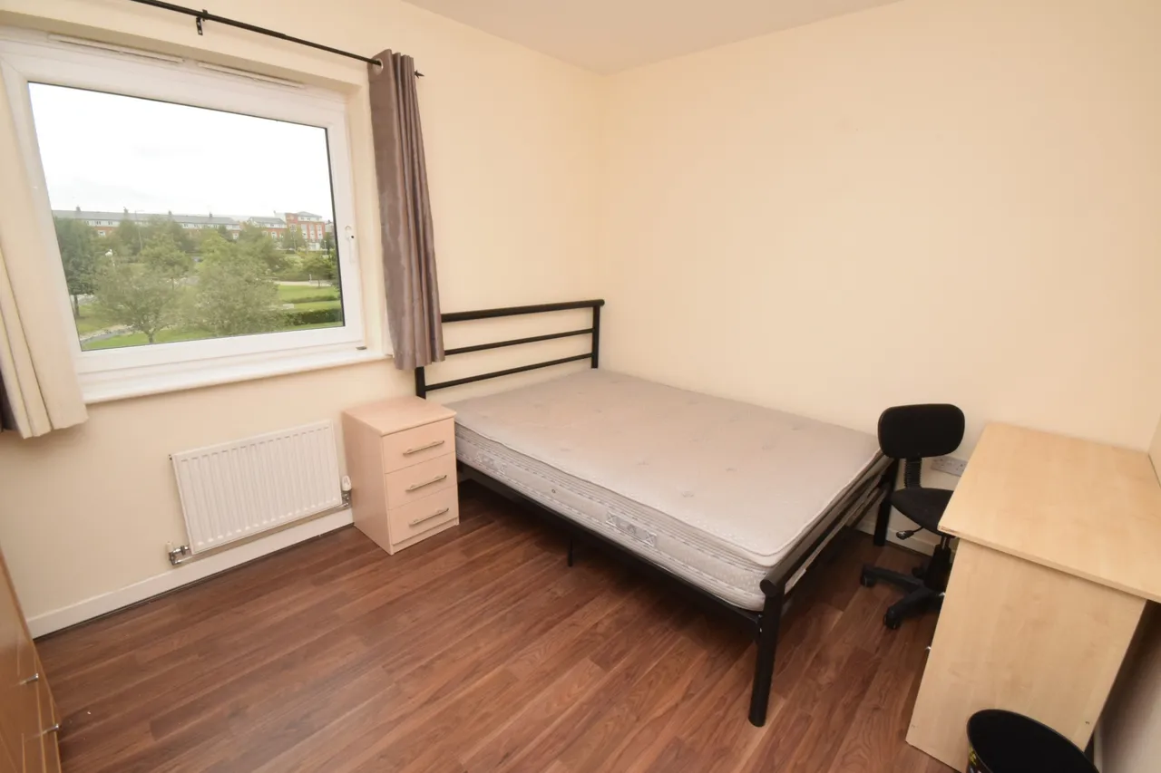 Spectre Court, Hatfield, AL10, photo 8