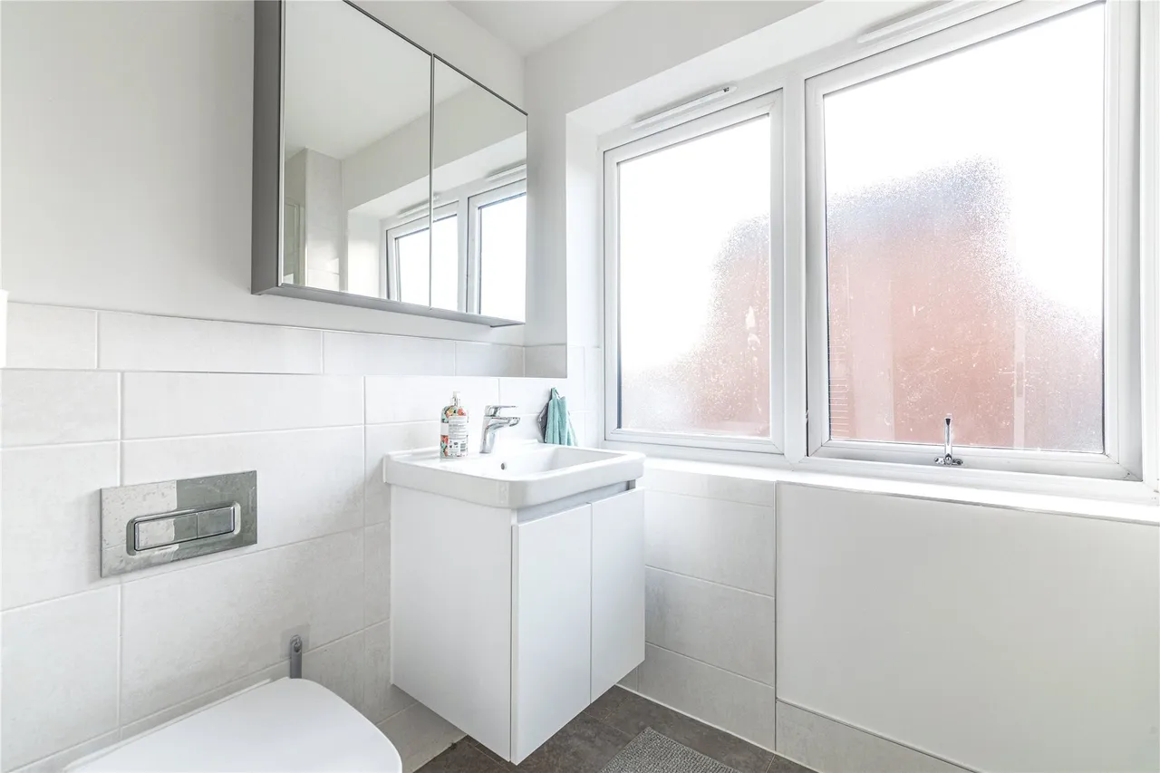Botleys Road, Ottershaw, KT16, photo 19