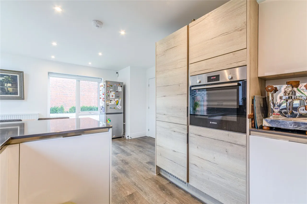 Botleys Road, Ottershaw, KT16, photo 4