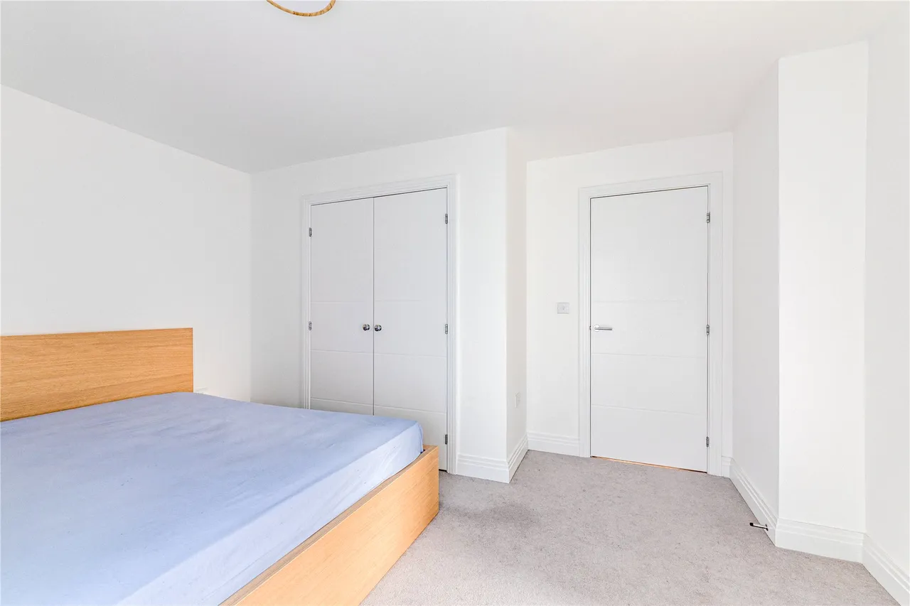 Botleys Road, Ottershaw, KT16, photo 16