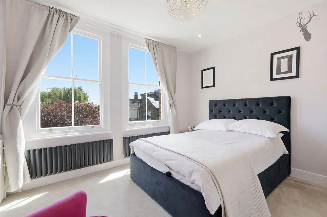Alfred Road, Buckhurst Hill, IG9, photo 11
