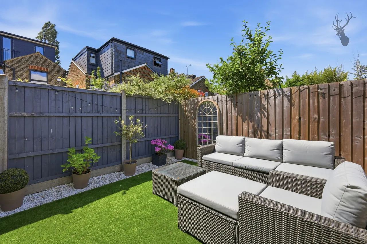 Alfred Road, Buckhurst Hill, IG9, photo 16