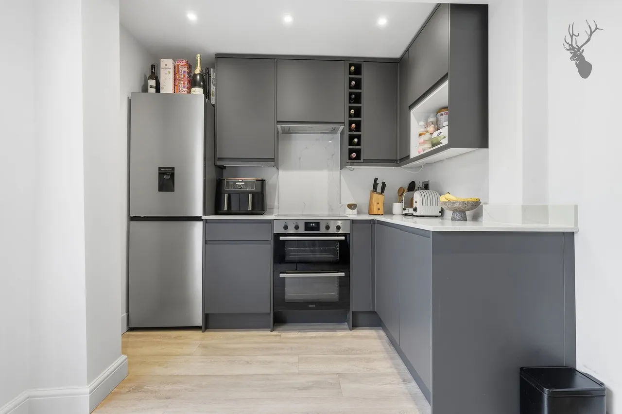 Alfred Road, Buckhurst Hill, IG9, photo 9